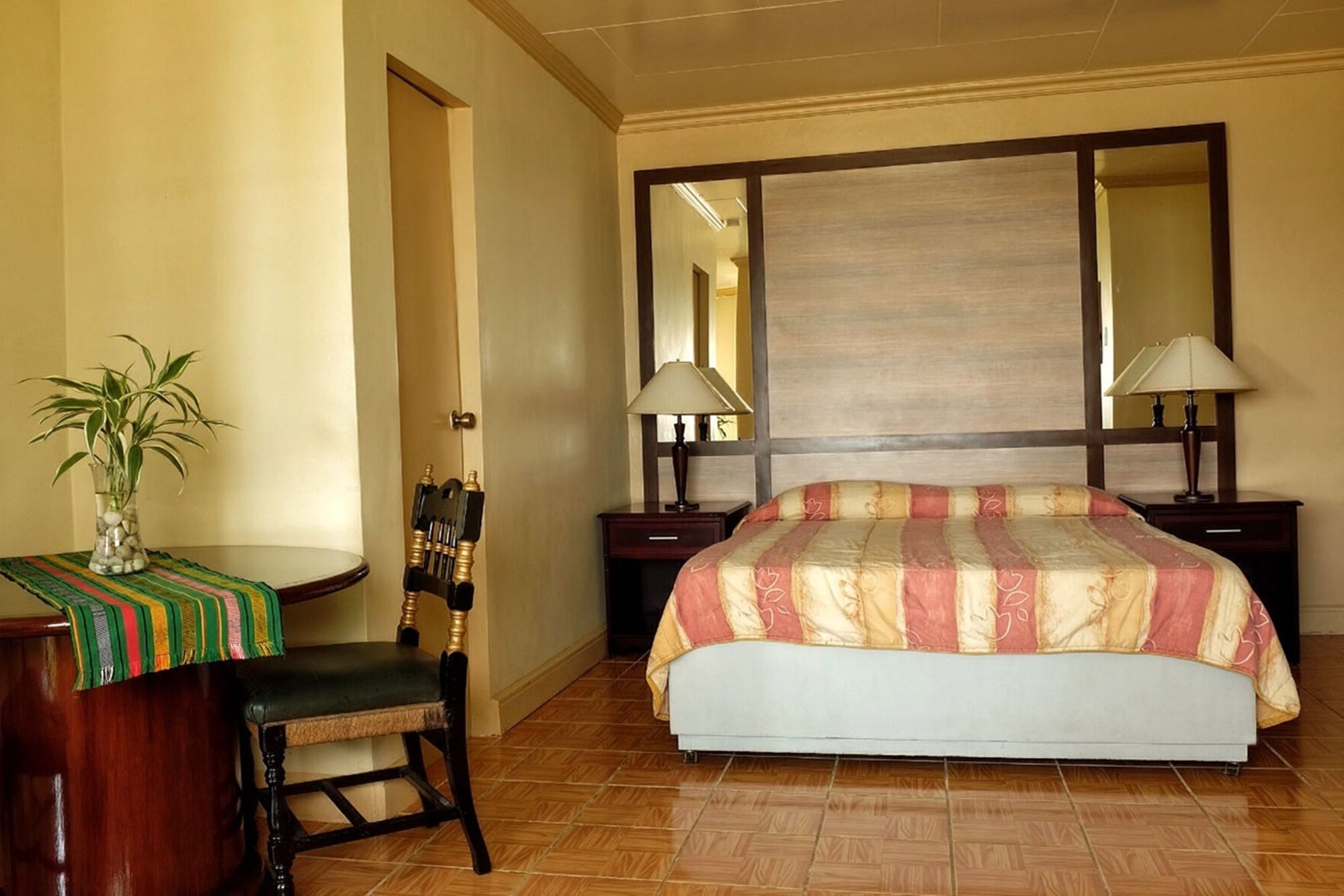 Playa Papagayo Beach Inn Olongapo Exterior foto